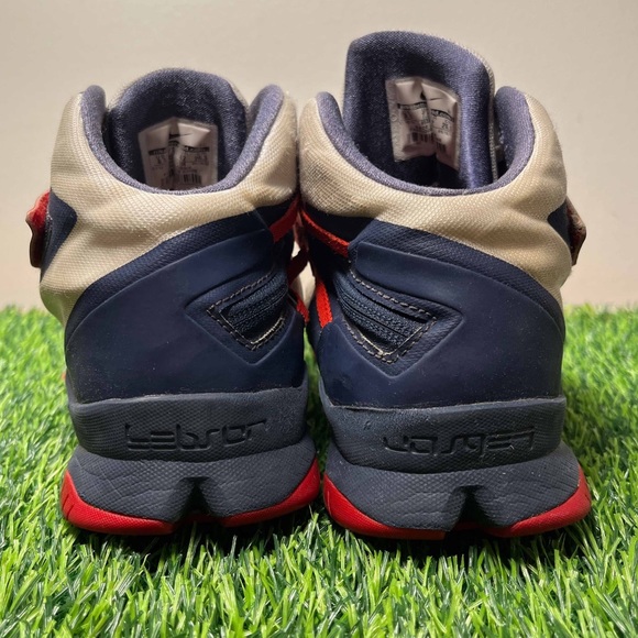 Nike Zoom LeBron Soldier 8 VIII USA Red White Blue - Picture 6 of 10
